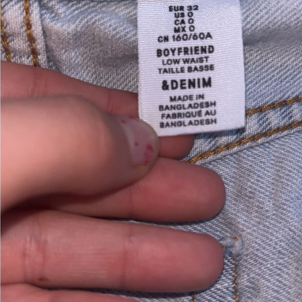 H&M ripped jeans size 0